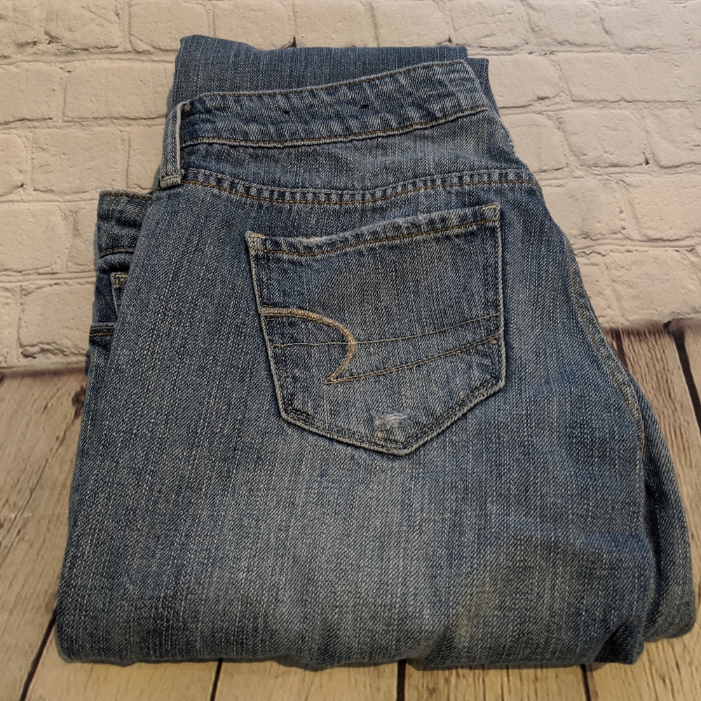 American eagle skinny distressed jeans